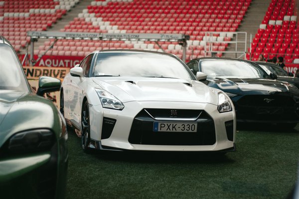 Quels sont les critères à prendre en compte lors de la location d'une voiture ?